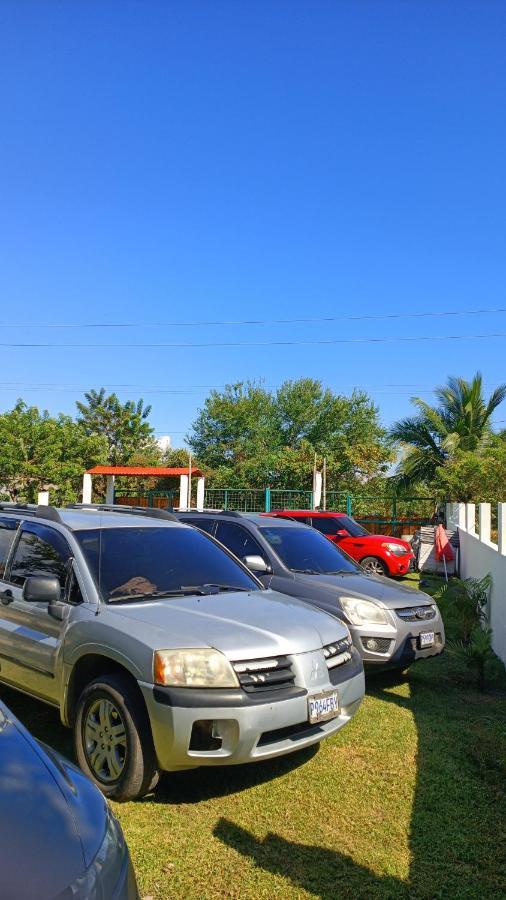 Las Quechas Lo De Reyes Monterrico Y Sipacate酒店 外观 照片